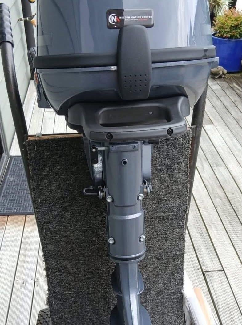 Yamaha 5HP 4-Stroke Outboard Motor - Image 4