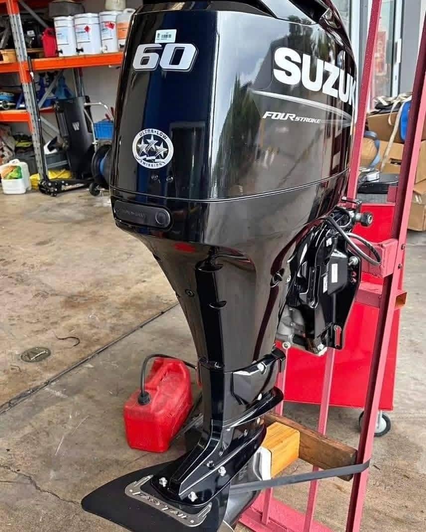 Suzuki DF60 60HP 4-Stroke Outboard Motor for sale